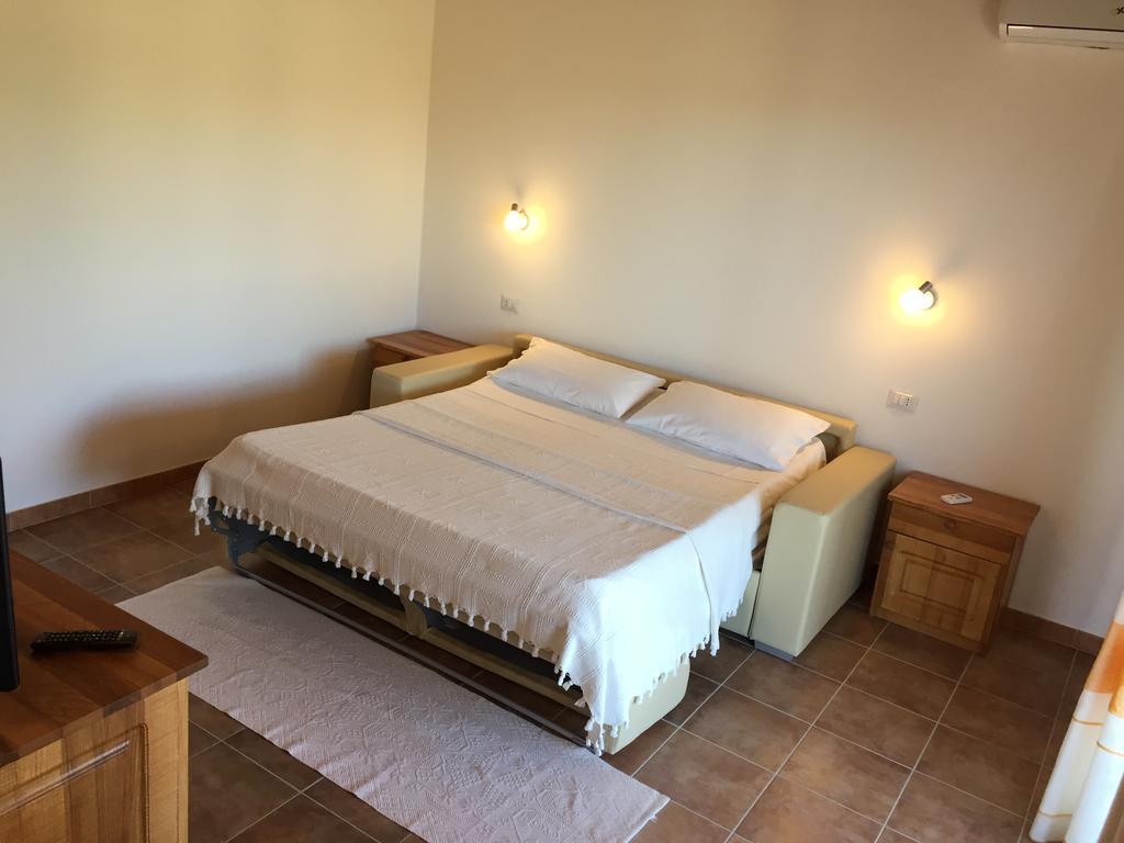 Agriturismo Mieleamaro Villa Olbia Exterior foto