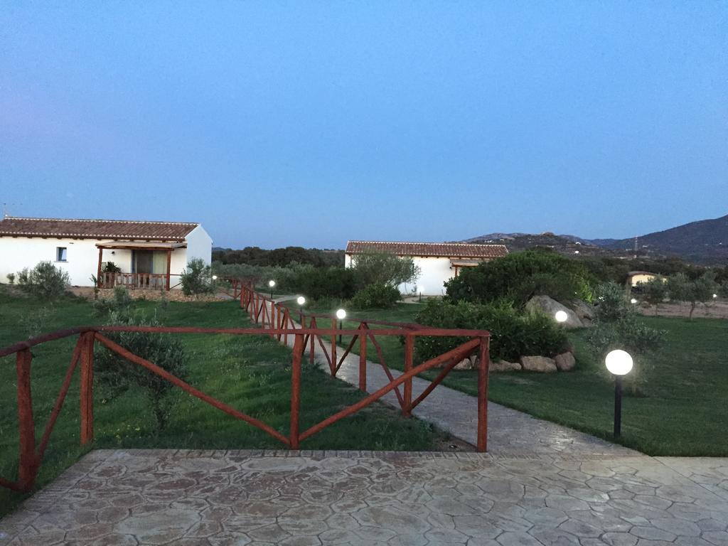 Agriturismo Mieleamaro Villa Olbia Exterior foto