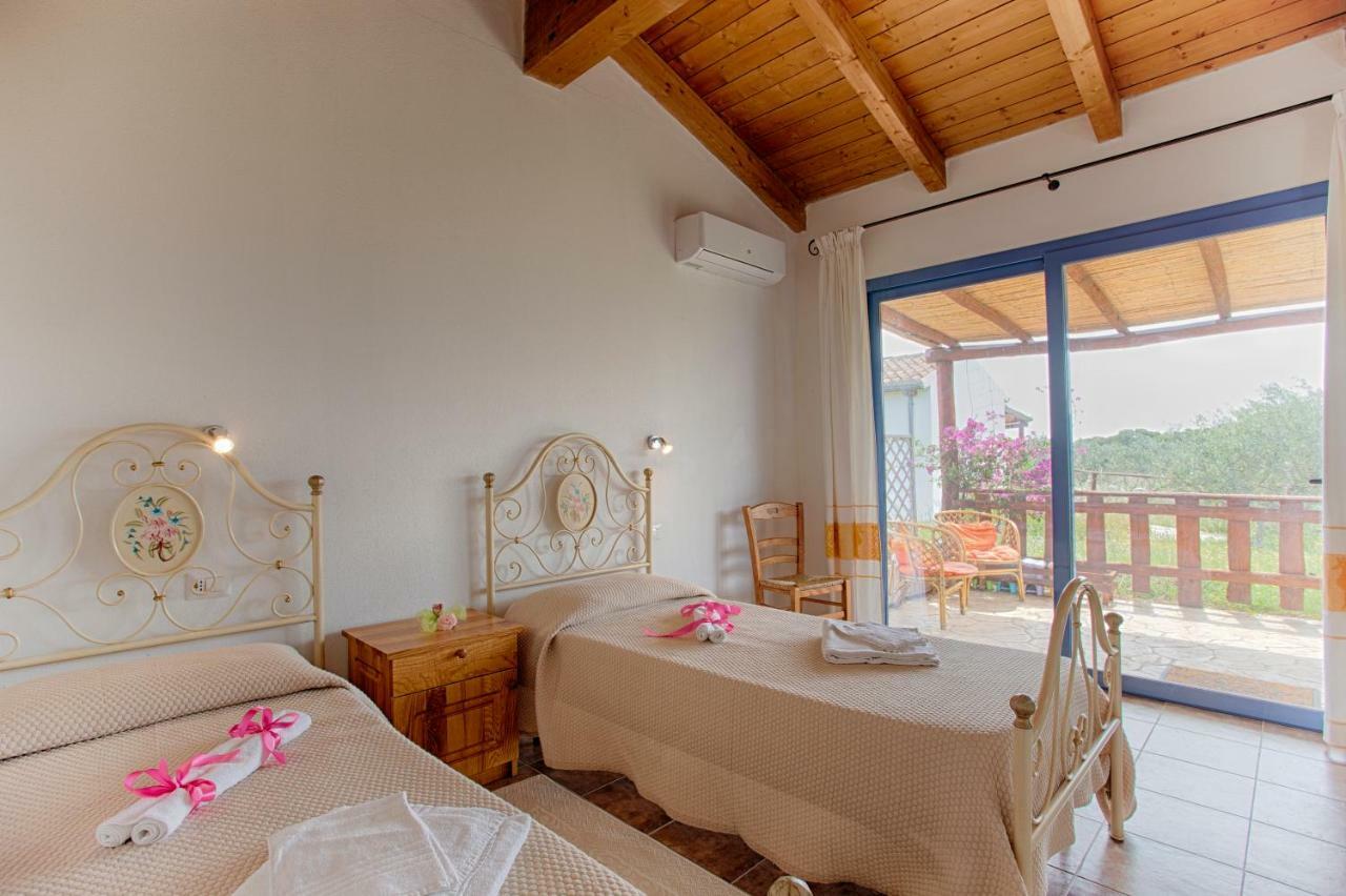 Agriturismo Mieleamaro Villa Olbia Exterior foto