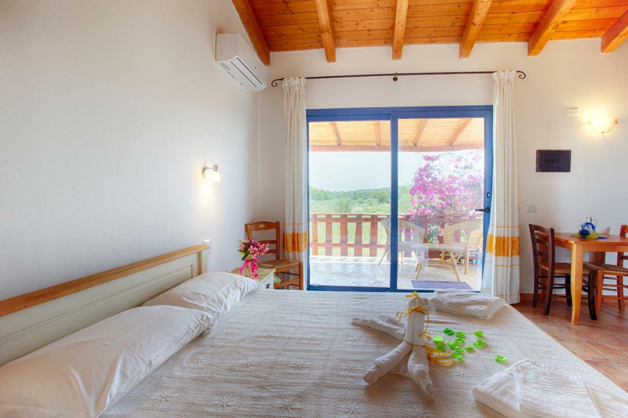 Agriturismo Mieleamaro Villa Olbia Exterior foto